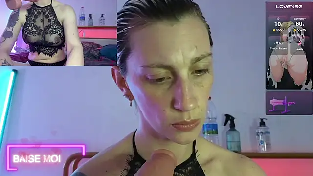 Snapshot of Liza_Rosa chatting on March 2025 08:51:02 PM Liza Rosa online show from March 2025 08:51:02 PM