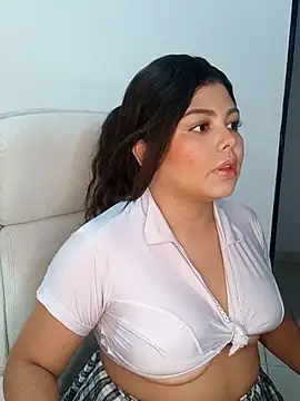 kiara-evans02 online show from October 2025 10:40:01 PM