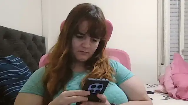 Snapshot of Bombon_ok chatting on December 2025 01:24:01 AM Bombon ok online show from December 2025 01:24:01 AM