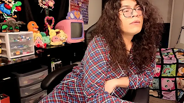 Snapshot of ShinyCherub chatting on September 2025 02:00:02 PM ShinyCherub online show from September 2025 02:00:02 PM