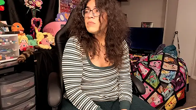 Snapshot of ShinyCherub chatting on October 2025 11:24:02 PM ShinyCherub online show from October 2025 11:24:02 PM