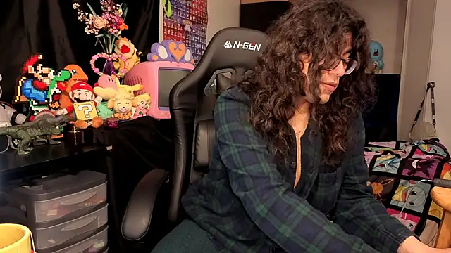 Snapshot of ShinyCherub chatting on October 2025 11:11:02 AM ShinyCherub online show from October 2025 11:11:02 AM