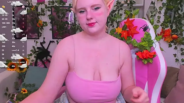 Snapshot of art_lovee chatting on October 2025 02:26:01 AM art lovee online show from October 2025 02:26:01 AM