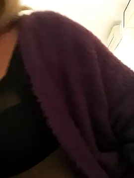 Merilulla online show from March 2025 03:18:02 PM