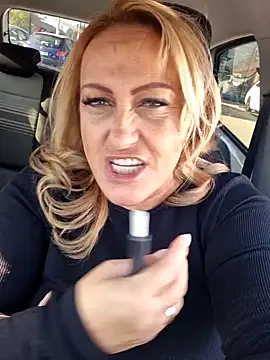 Snapshot of Isabellaa04 chatting on October 2025 12:58:01 PM Isabellaa04 online show from October 2025 12:58:01 PM