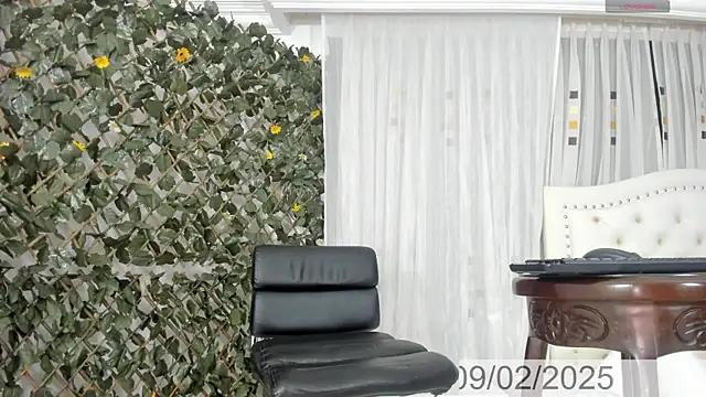 Snapshot of BunnyHotsx chatting on February 2025 09:35:02 PM BunnyHotsx online show from February 2025 09:35:02 PM