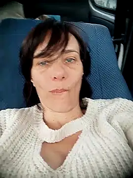 Emyly83 online show from October 2025 07:39:02 AM