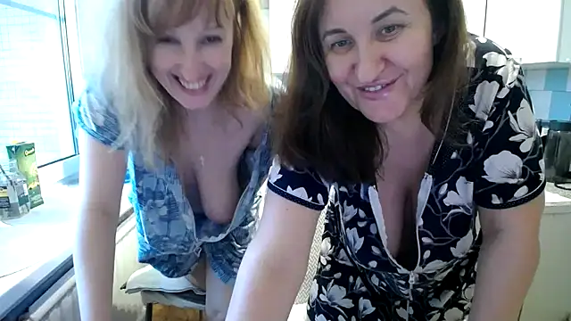 Snapshot of DonnaMagdalena chatting on December 2024 12:19:02 PM DonnaMagdalena online show from December 2024 12:19:02 PM