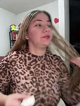 Snapshot of Celestedubois chatting on November 2025 07:49:02 PM Celestedubois online show from November 2025 07:49:02 PM