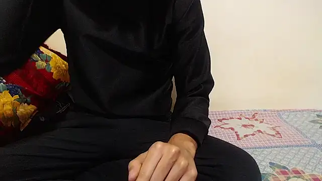 Snapshot of Alexdelarge323 chatting on February 2025 11:27:02 AM Alexdelarge323 online show from February 2025 11:27:02 AM