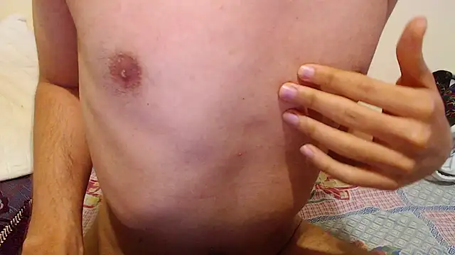 Snapshot of Alexdelarge323 chatting on February 2025 11:33:02 AM Alexdelarge323 online show from February 2025 11:33:02 AM