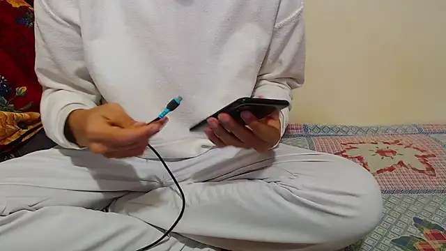 Snapshot of Alexdelarge323 chatting on March 2025 12:11:01 PM Alexdelarge323 online show from March 2025 12:11:01 PM