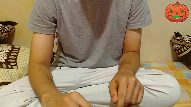 Snapshot of Alexdelarge323 chatting on October 2025 11:18:01 AM Alexdelarge323 online show from October 2025 11:18:01 AM