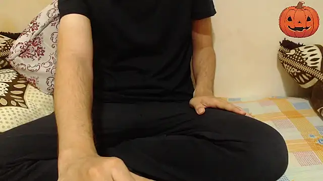 Snapshot of Alexdelarge323 chatting on October 2025 12:17:02 PM Alexdelarge323 online show from October 2025 12:17:02 PM