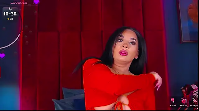 MadyLuxxx online show from October 2025 07:49:01 PM