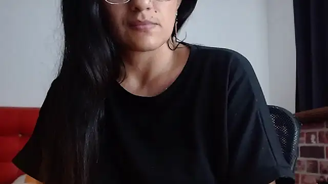Lucynaugthyy online show from February 2025 08:33:02 PM