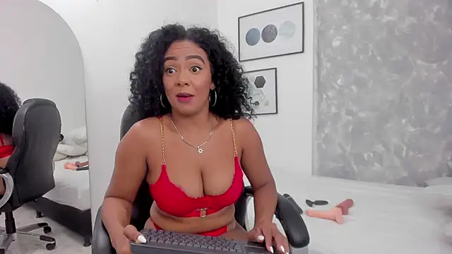 Tanisha  campbell online show from February 2025 01:09:02 PM