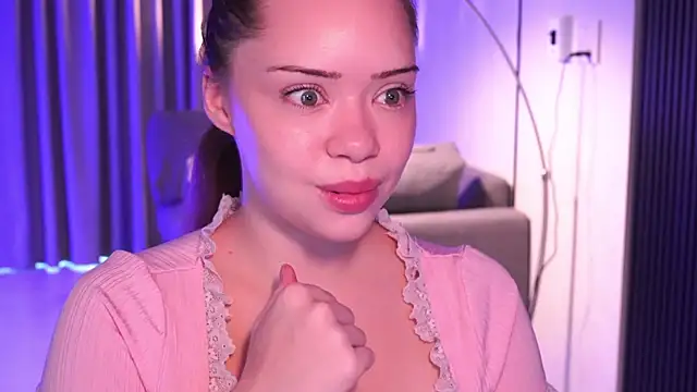 VixenMia online show from October 2025 03:02:02 AM