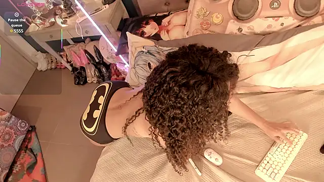 Orianna reed  online show from February 2025 02:44:01 PM