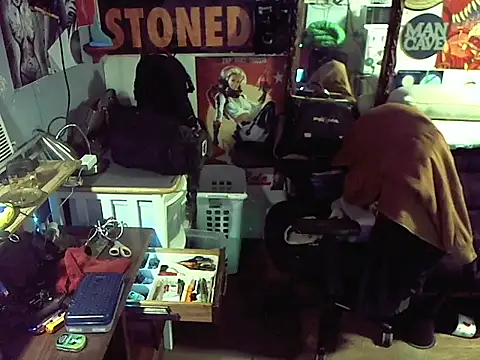 CloudDadddyyy420 online show from February 2025 10:07:02 PM