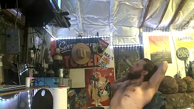 CloudDadddyyy420 online show from October 2025 11:05:01 PM