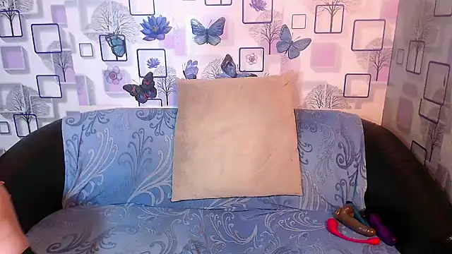 Snapshot of milfsexy chatting on October 2025 09:43:01 AM milfsexy online show from October 2025 09:43:01 AM