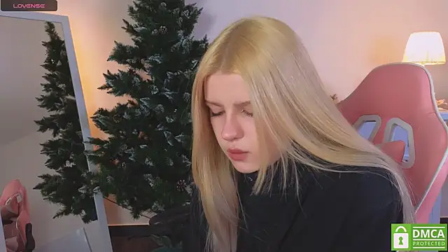 Grace and  Jacob online show from December 2024 09:48:01 PM