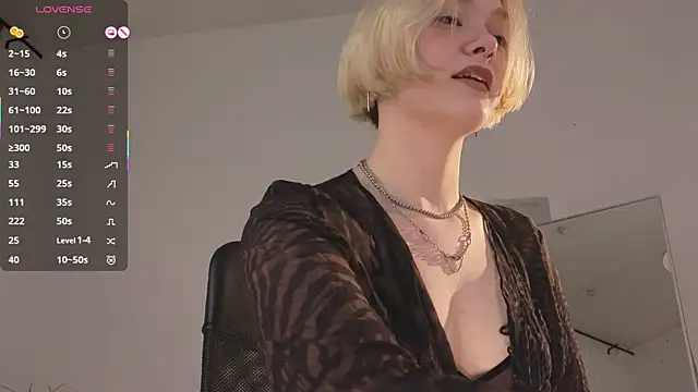  Rude Girl  online show from November 2025 03:36:02 PM