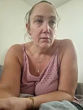 Snapshot of Wisie_Cutie chatting on October 2025 11:41:02 AM Wisie Cutie online show from October 2025 11:41:02 AM