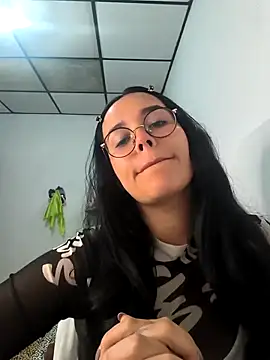 Annya-sweet online show from October 2025 02:07:02 PM