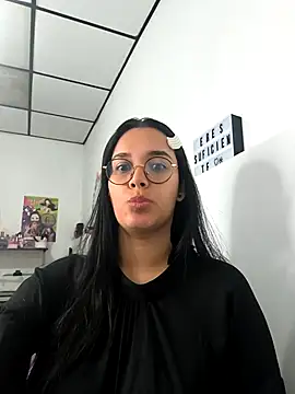 Annya-sweet online show from October 2025 02:18:02 PM