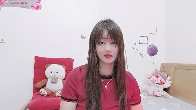 Holygirlsweet777 online show from November 2025 01:38:01 AM