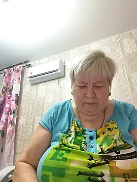 EffectFiona online show from December 2024 11:29:01 PM
