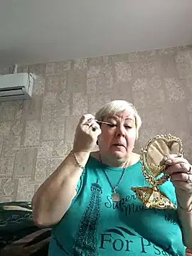 EffectFiona online show from December 2024 10:08:01 AM