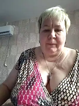 EffectFiona online show from January 2025 11:34:01 AM
