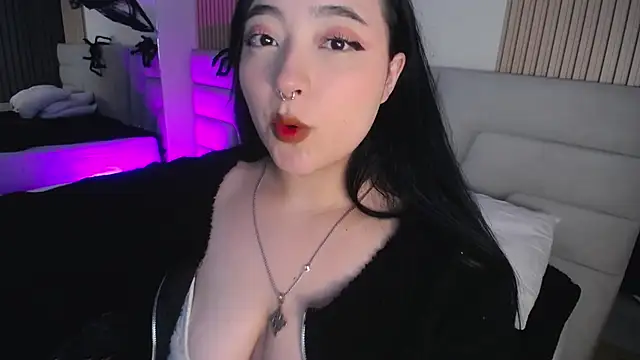 Miss Loise online show from November 2025 04:14:02 AM