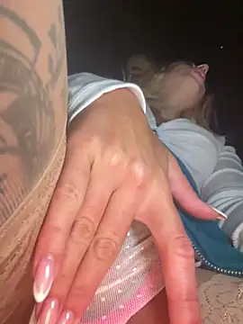 Snapshot of BritneyDimond chatting on December 2024 11:28:01 PM BritneyDimond online show from December 2024 11:28:01 PM