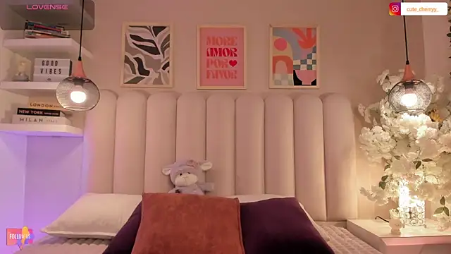 Snapshot of cute__cherry_ chatting on November 2025 08:21:01 PM cute cherry online show from November 2025 08:21:01 PM