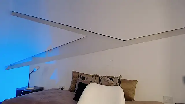 Snapshot of hot_little_bunny chatting on October 2025 08:22:01 PM hot little bunny online show from October 2025 08:22:01 PM