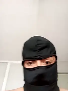 Gdlgayclouds online show from October 2025 05:30:01 PM