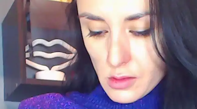 Snapshot of Siaconna chatting on December 2024 06:36:01 AM Siaconna online show from December 2024 06:36:01 AM