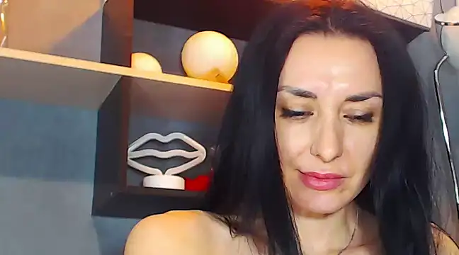 Snapshot of Siaconna chatting on January 2025 09:55:02 AM Siaconna online show from January 2025 09:55:02 AM