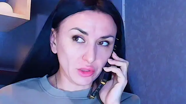 Snapshot of Siaconna chatting on March 2025 06:10:02 AM Siaconna online show from March 2025 06:10:02 AM