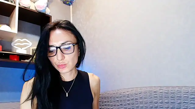 Snapshot of Siaconna chatting on September 2025 06:02:01 AM Siaconna online show from September 2025 06:02:01 AM