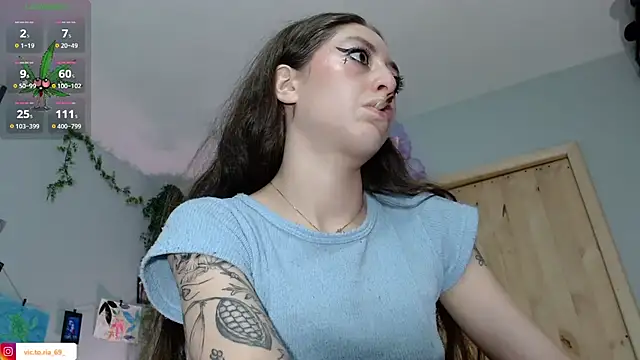 VickyJackson  online show from October 2025 03:43:01 PM