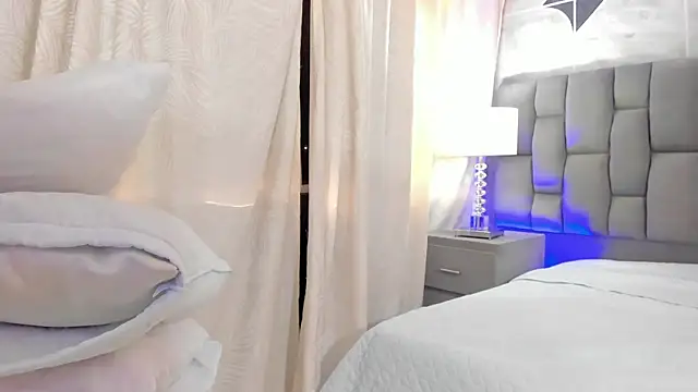 CinthiaCollins online show from January 2025 09:29:01 PM