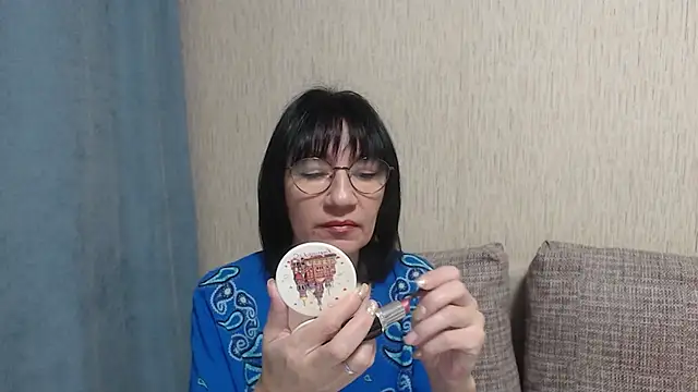 Erica95Bloom online show from January 2025 02:47:02 PM