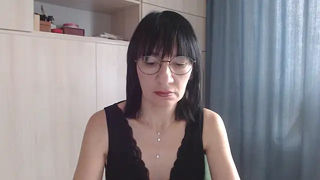 Erica95Bloom online show from September 2025 08:27:01 AM