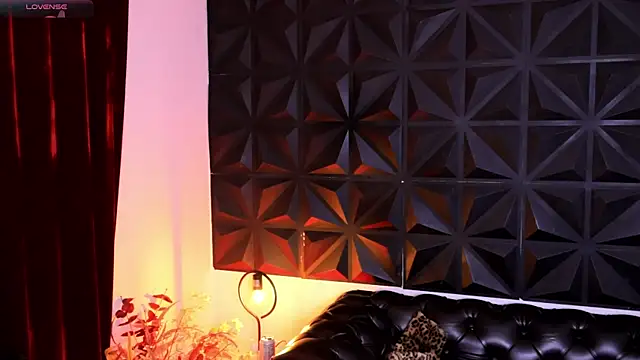 Misselektra   online show from December 2024 03:47:02 AM