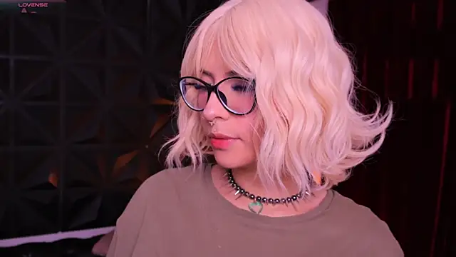 Misselektra   online show from March 2025 03:41:02 AM